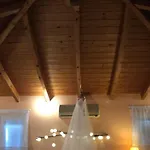 アパート Wooden Roof